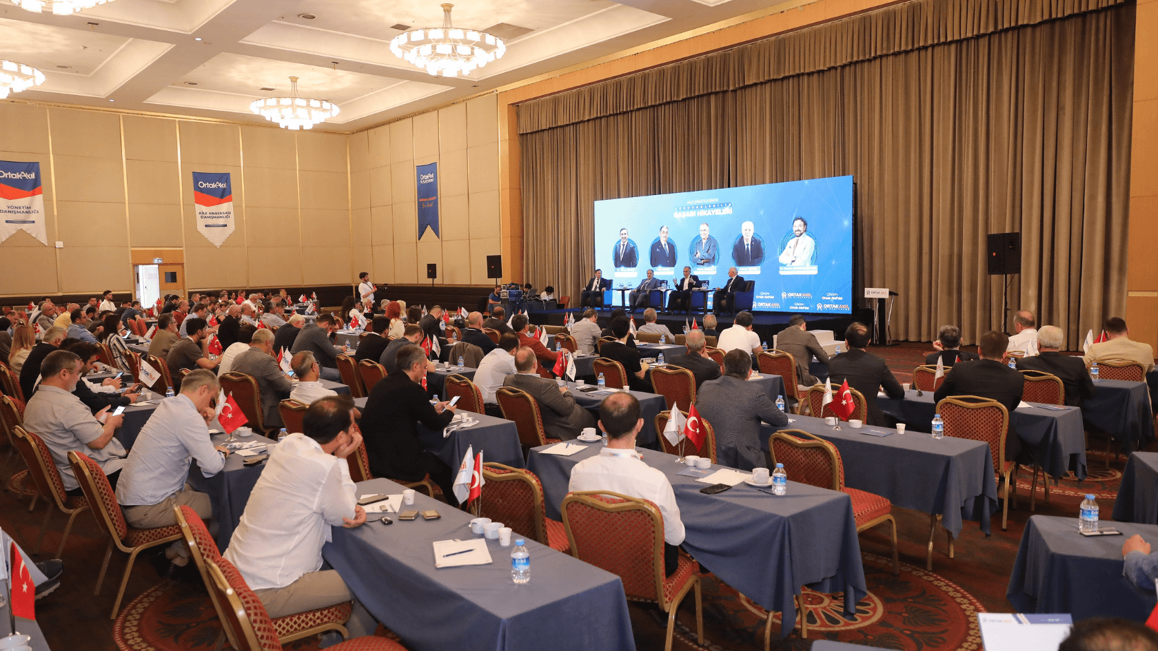 AİLE ŞİRKETLERİ, SÜRDÜRÜLEBİLİR BAŞARI ZİRVESİ'NDE BULUŞTU