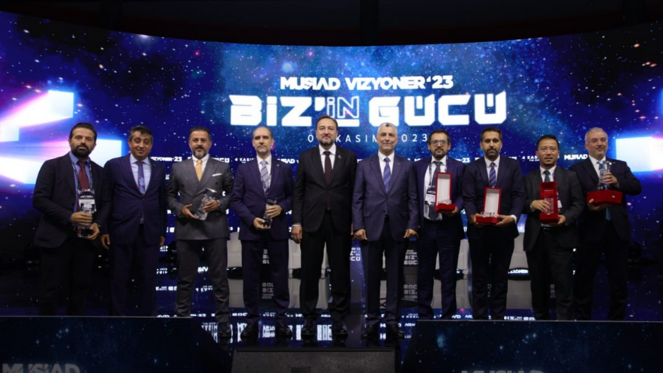 Biz'in Gücü Zirvesi Gerçekleşti